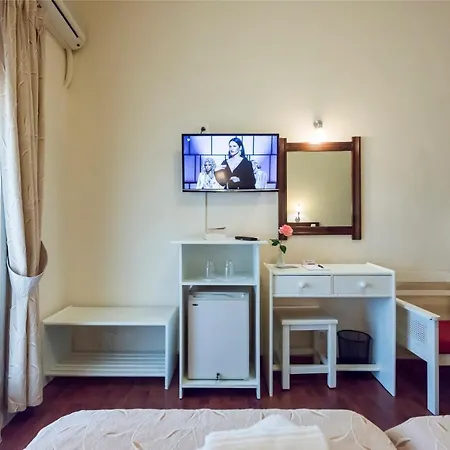 بيت ريفي Akroyali Seafront Retreat - Charming