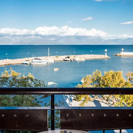 Akroyali Seafront Retreat - Charming بيت ريفي Agios Andreas (Messenia)