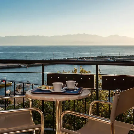 Inn Akroyali Seafront Retreat - Charming Longa