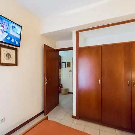 Akroyali Seafront Retreat - Charming Han/Misafirhane