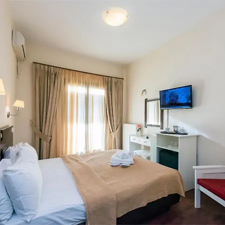 Kro Akroyali Seafront Retreat - Charming