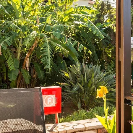 Inn Akroyali Seafront Retreat - Charming