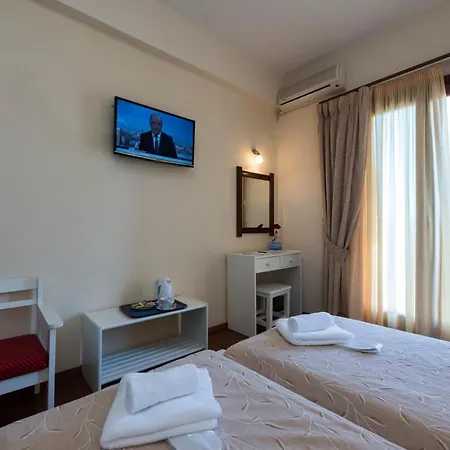 Akroyali Seafront Retreat - Charming Agios Andreas (Messenia)